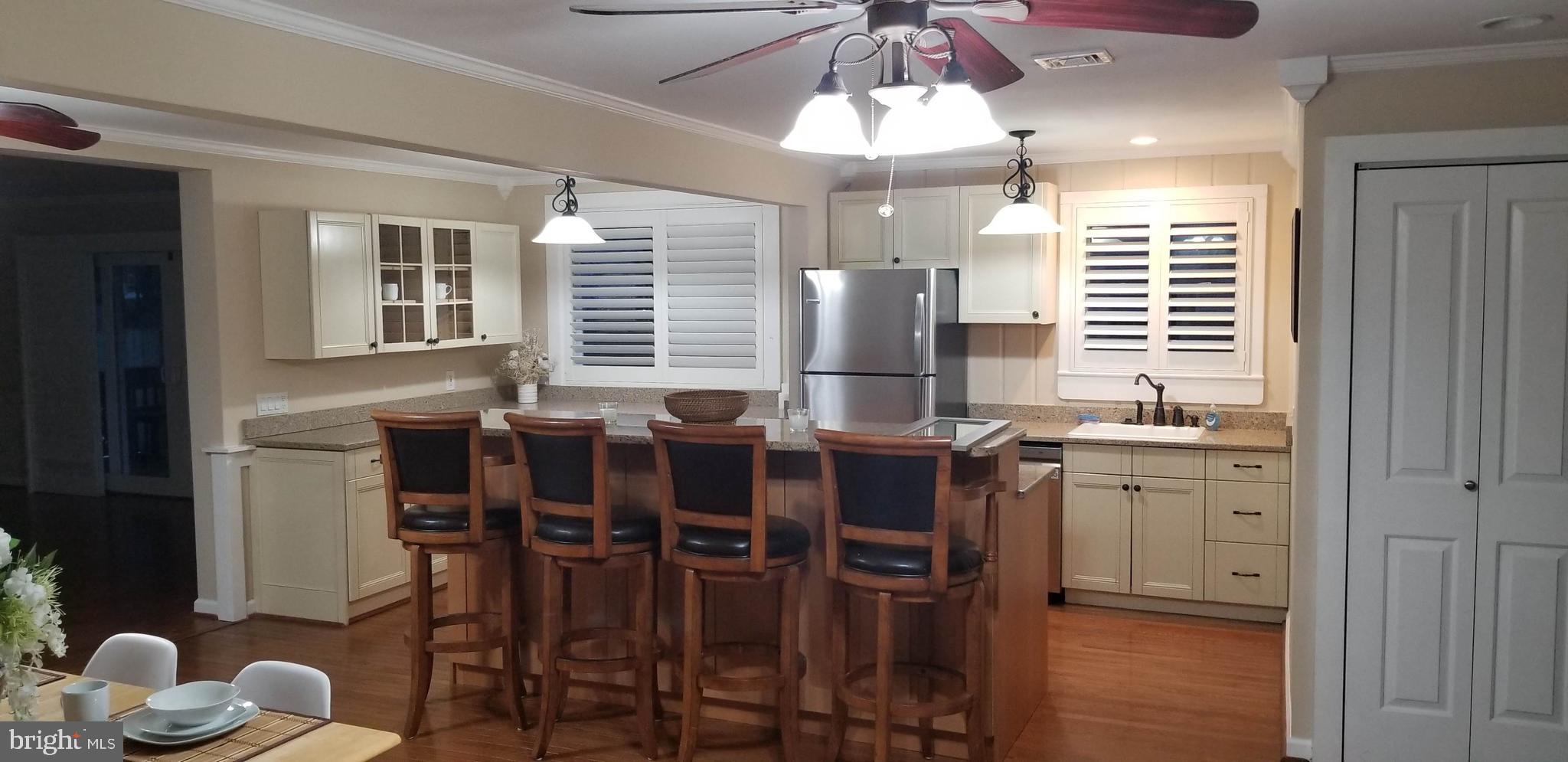 1638 Hilltop Road Edgewater, MD 21037 - Photo 5 of 24