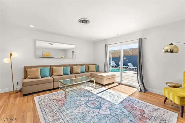 $2,738 | 1531 Commanche Drive, Las Vegas, NV 89169