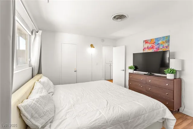 $2,738 | 1531 Commanche Drive, Las Vegas, NV 89169