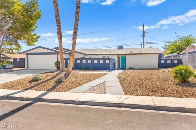 $2,738 | 1531 Commanche Drive, Las Vegas, NV 89169