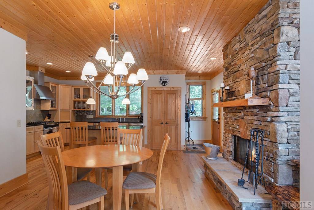 285 Trillium Ridge Road Cullowhee, NC 28723 - Photo 8 of 37 Gallery Image 8