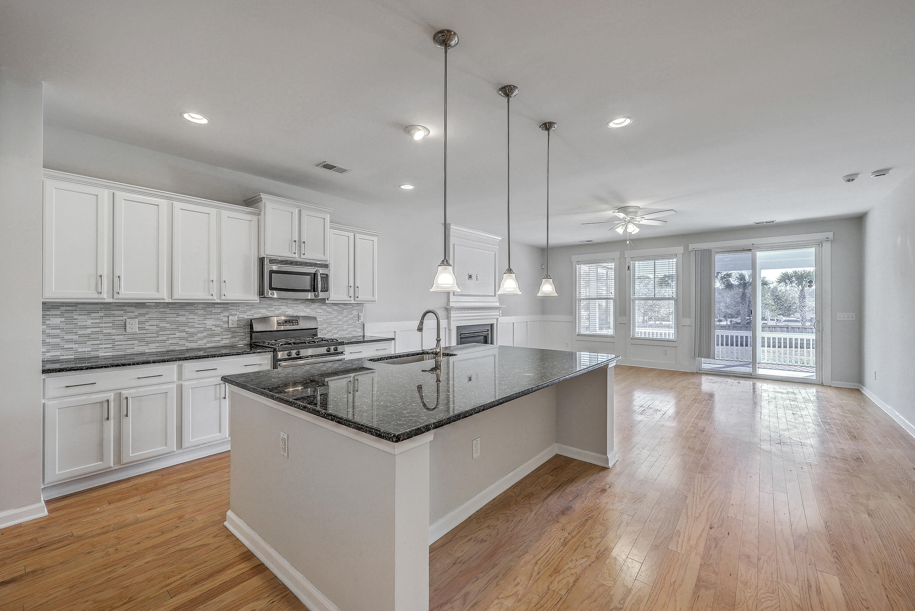 1805 Bird Key Court Hanahan, SC 29410 - Photo 14 of 42 14