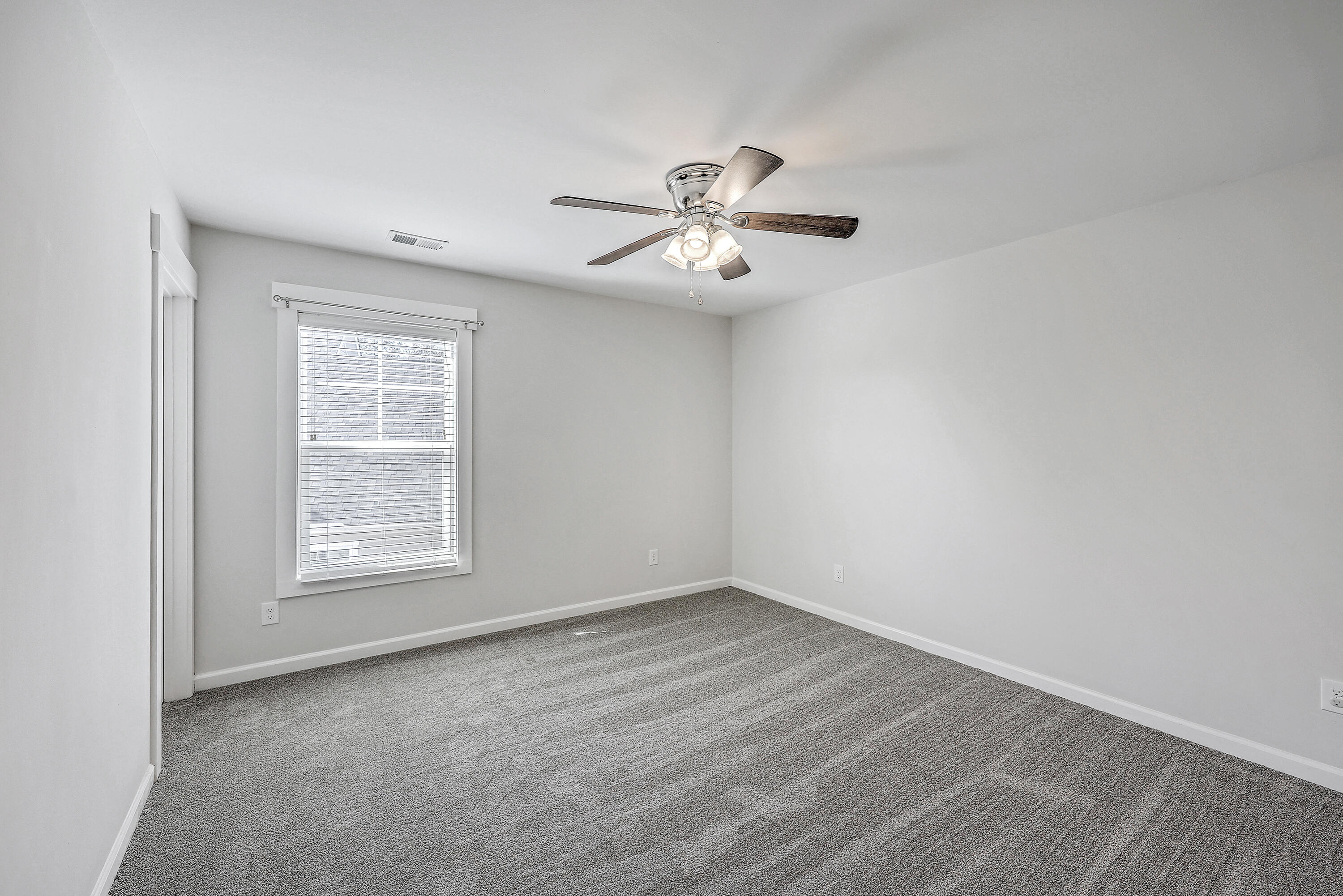 1805 Bird Key Court Hanahan, SC 29410 - Photo 33 of 42 33