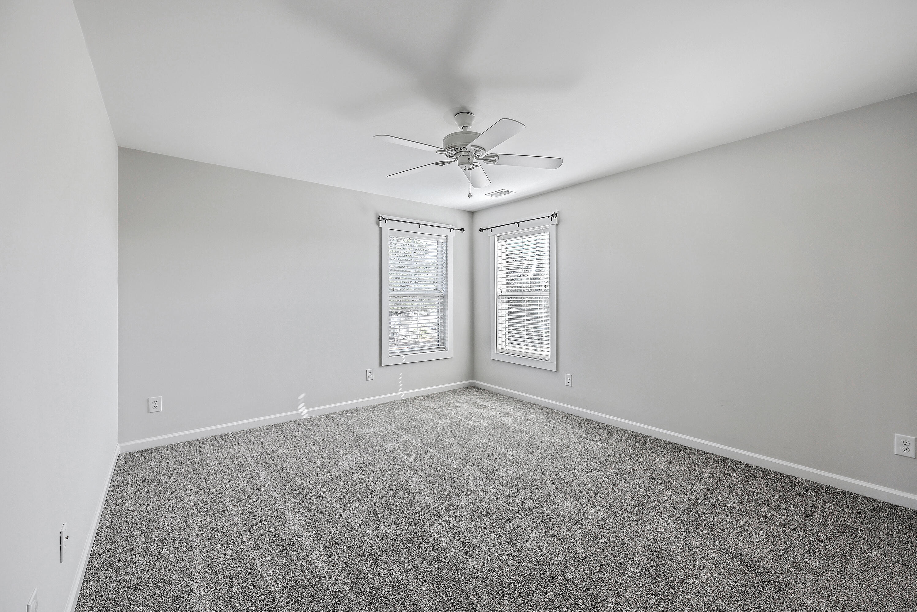 1805 Bird Key Court Hanahan, SC 29410 - Photo 35 of 42 35