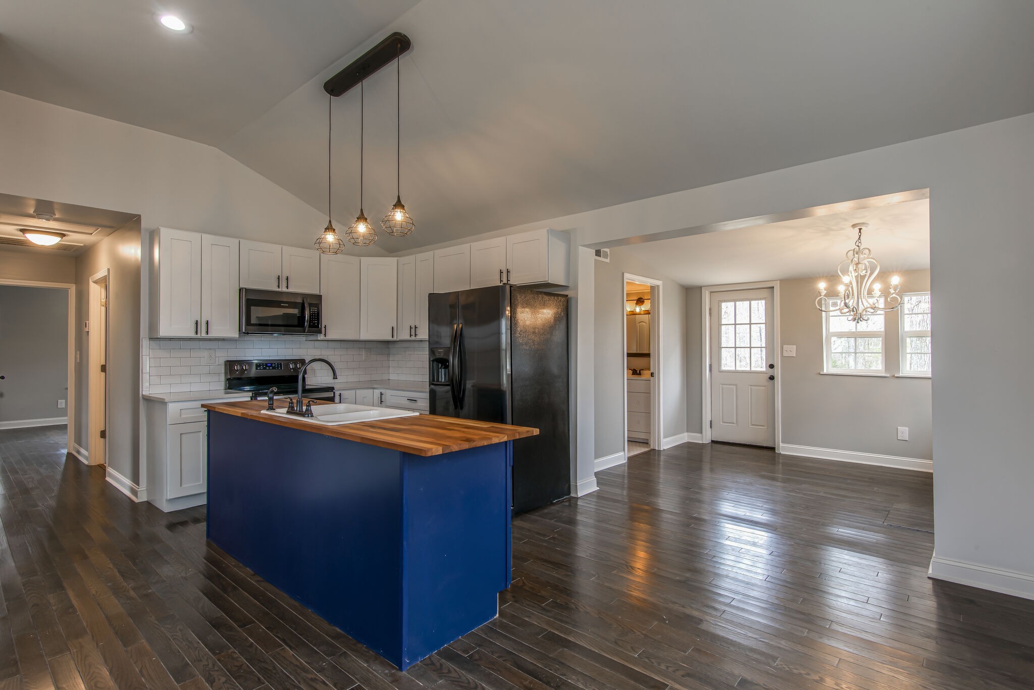 1054 Waynoe Road Ashland City, TN 37015 - Photo 9 of 20 Gallery Image 9