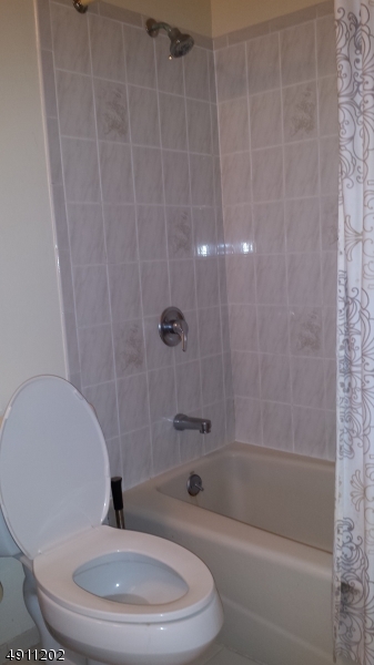 1 Tripplet Road Somerset, NJ 08873 - Photo 15 of 18