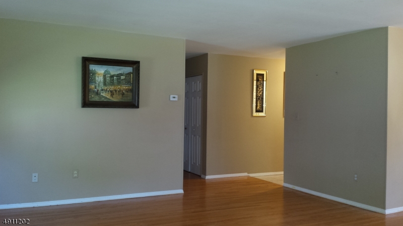 1 Tripplet Road Somerset, NJ 08873 - Photo 5 of 18