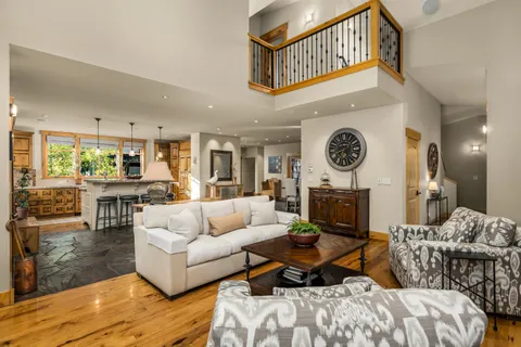 $3,200,000 | 13033 Camp Trail, Truckee, CA 96161