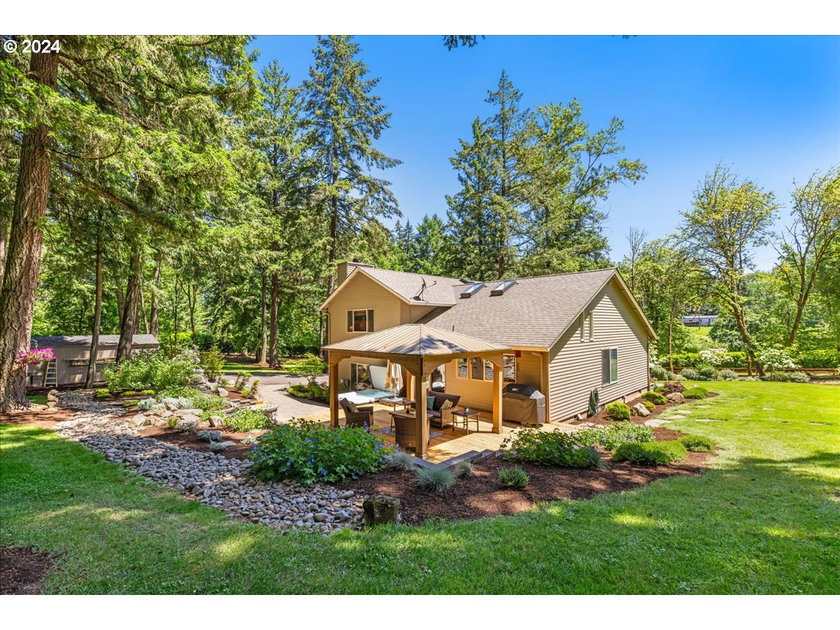 18698 Northeast Williamson Road Newberg, OR 97132 - Photo 24 of 47 Gallery Image 24