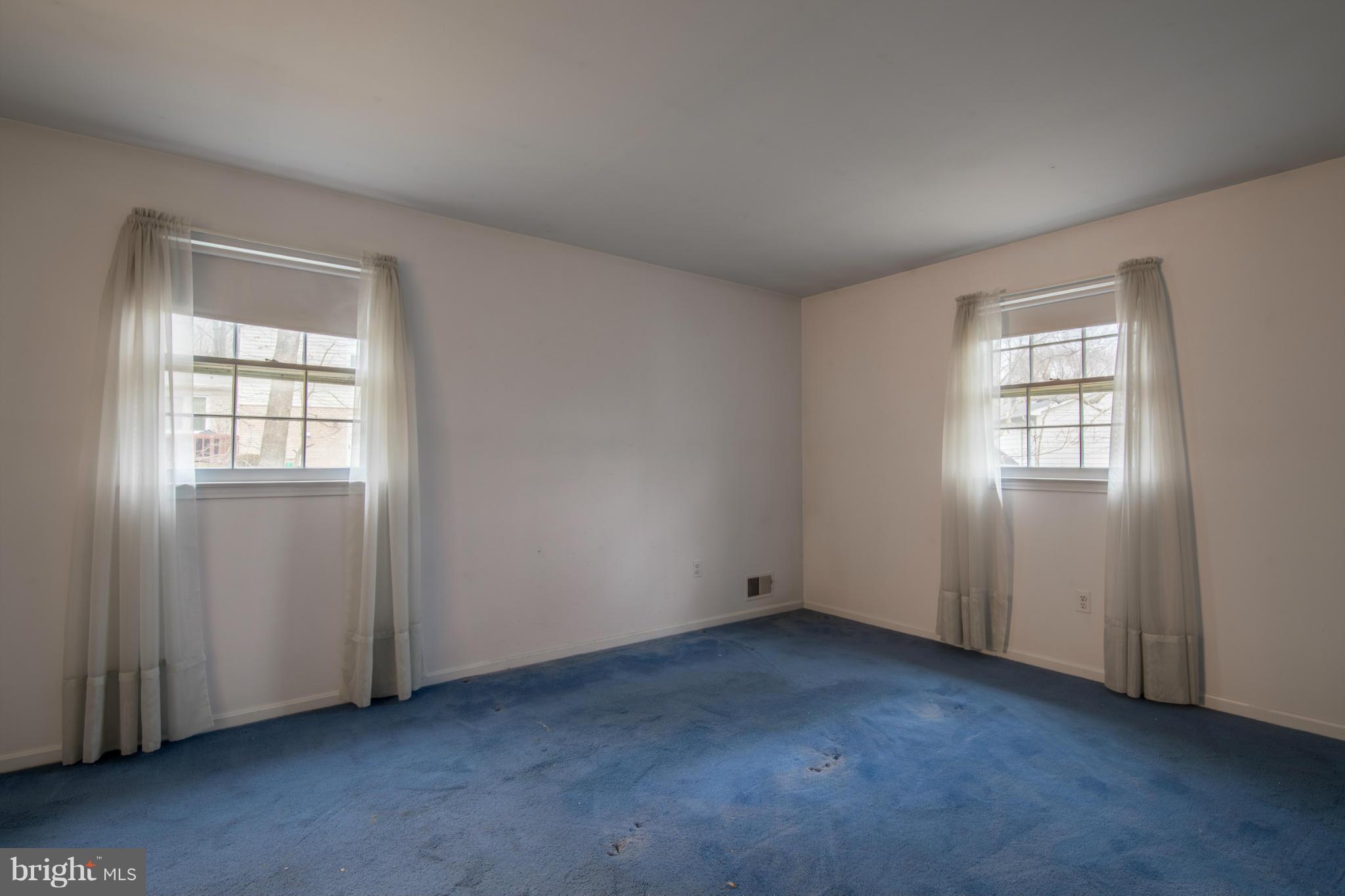 9215 Setter Place Springfield, VA 22153 - Photo 12 of 23 an empty room with windows