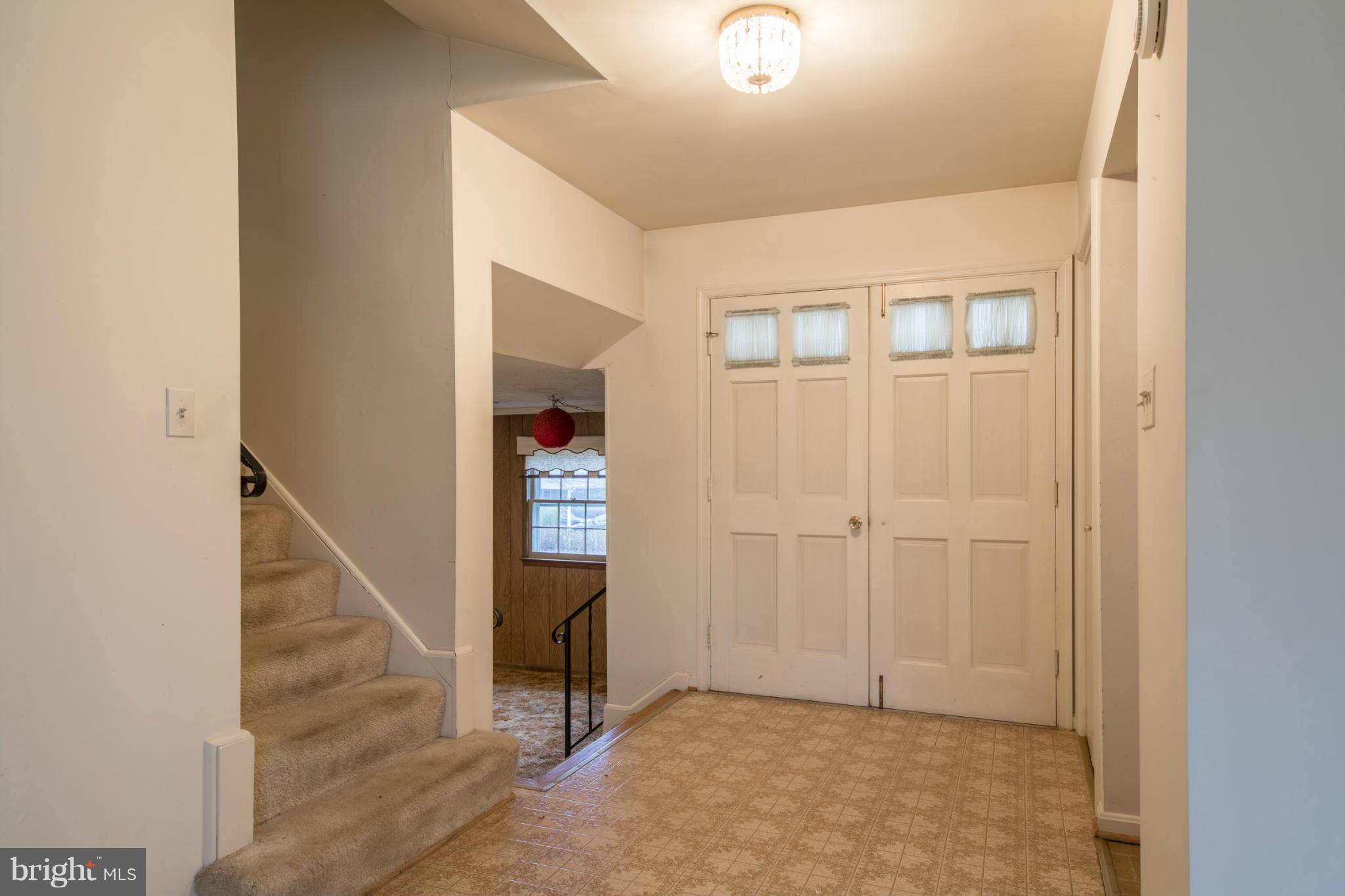 9215 Setter Place Springfield, VA 22153 - Photo 4 of 23 a view of entryway with stairs