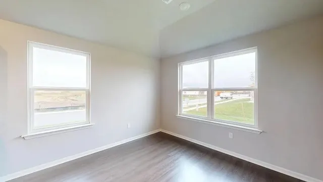 $382,035 | 533 West Bluebird Street, Gardner, KS 66030