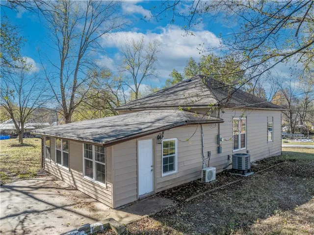 $135,000 | 306 Olive Street, Otterville, MO 65348