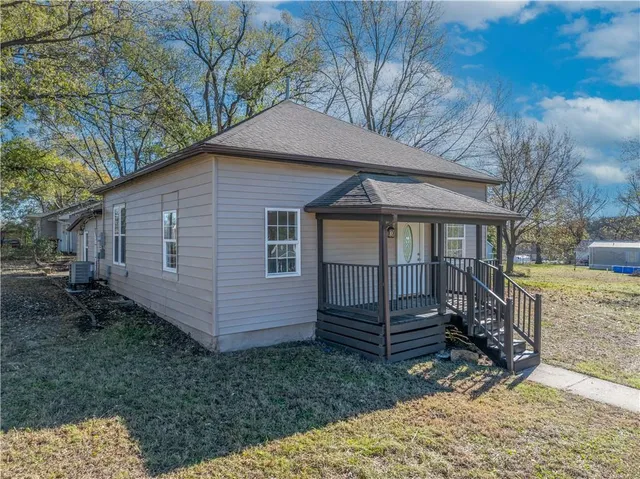 $135,000 | 306 Olive Street, Otterville, MO 65348
