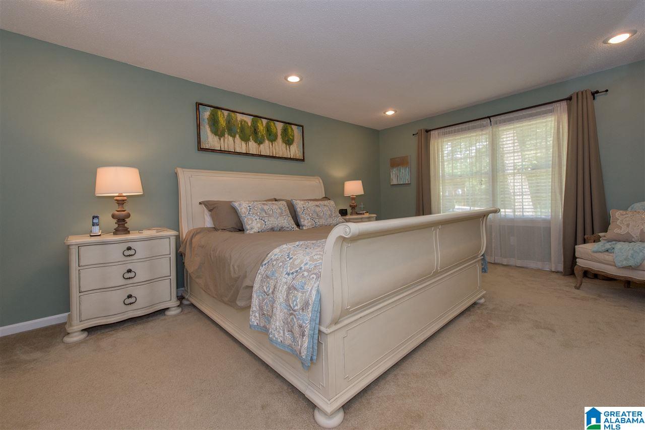 757 Dividing Ridge Drive, Unit 8 Birmingham, AL 35244 - Photo 27 of 44