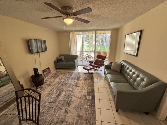 $136,999 | 3121 Northwest 47th Terrace, Unit 107, Lauderdale Lakes, FL 33319