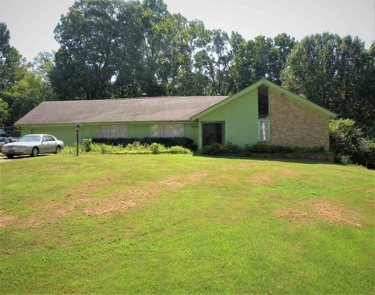 3041 Carnoustie Road Memphis, TN 38128 - Photo 1 of 25 near the lake