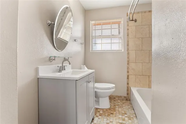 $1,650 | 1145 Terry Street, New Orleans, LA 70114