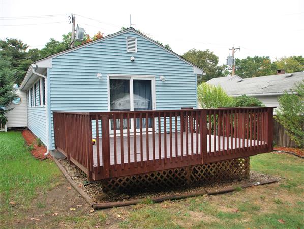 464 Hamilton Street Worcester, MA 01604 - Photo 4 of 18 Gallery Image 4