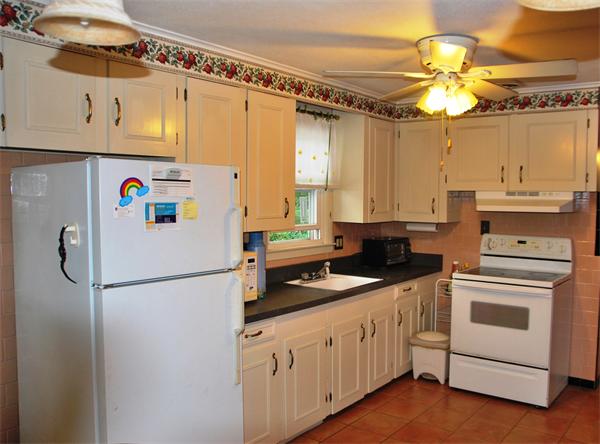 464 Hamilton Street Worcester, MA 01604 - Photo 7 of 18 Gallery Image 7