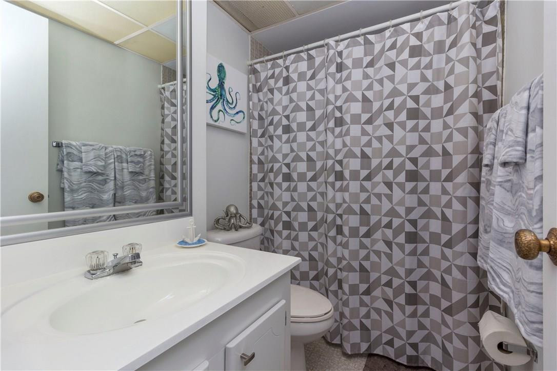 336 North Birch Road, Unit 10C Fort Lauderdale, FL 33304 - Photo 11 of 24 Bathroom