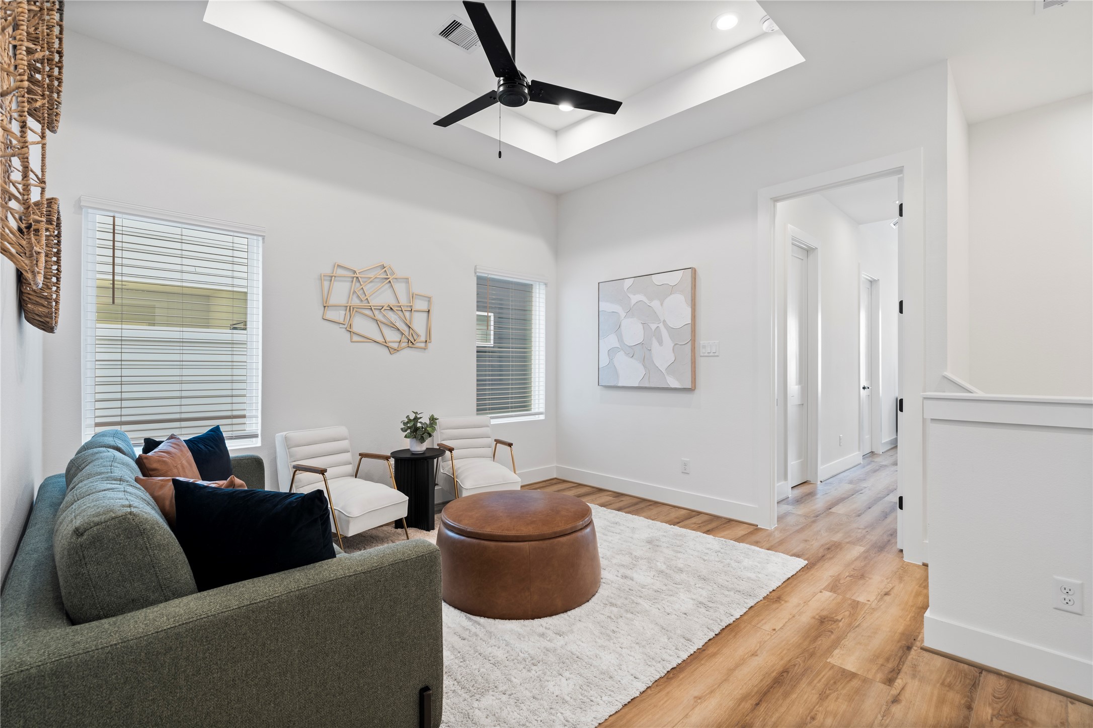2706 Fox Street Houston, TX 77003 - Photo 20 of 39 a living room with furniture and a rug