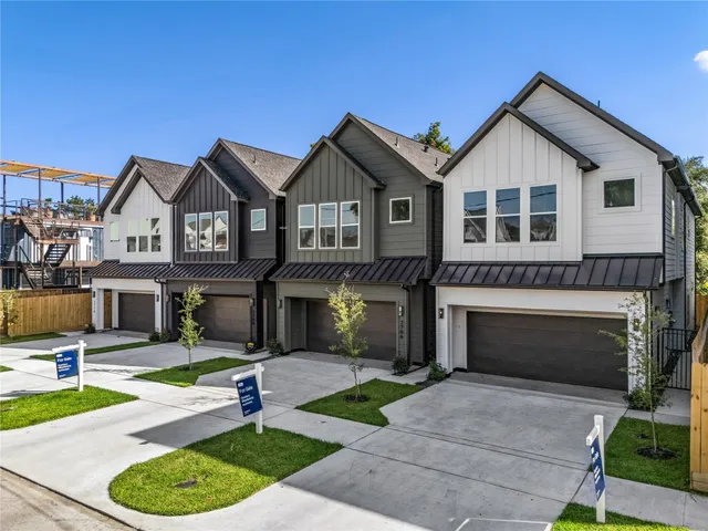 $529,400 | 2706 Fox Street, Houston, TX 77003