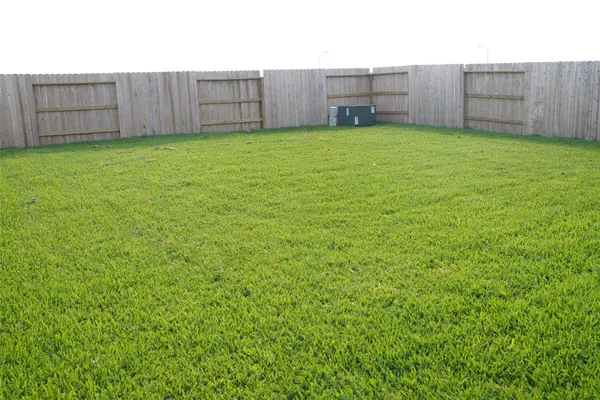$2,100 | 7614 Barcelona Springs, Richmond, TX 77469