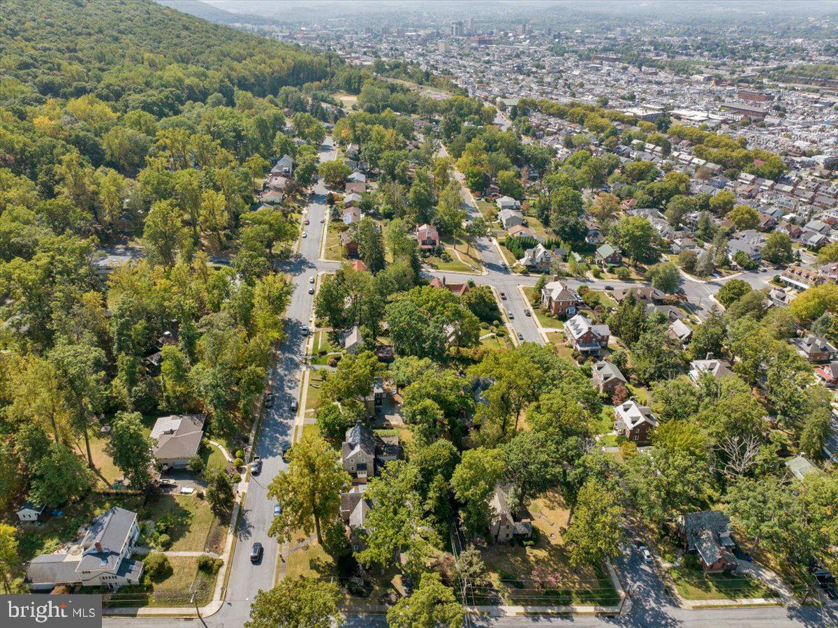 1518 Lorraine Road Reading, PA 19604 - Photo 21 of 76