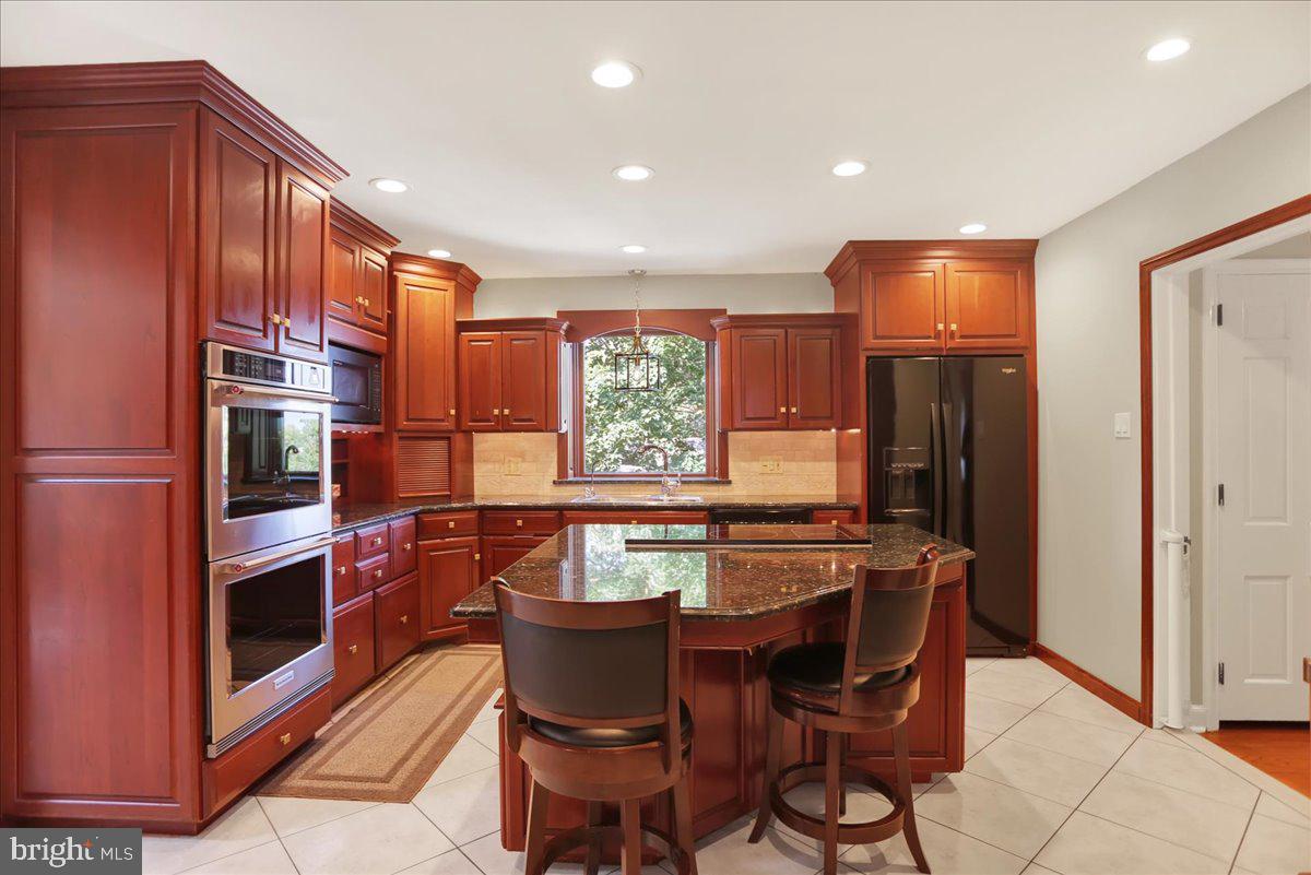 1518 Lorraine Road Reading, PA 19604 - Photo 40 of 76