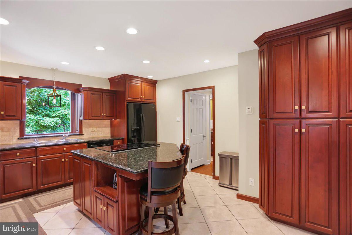 1518 Lorraine Road Reading, PA 19604 - Photo 41 of 76