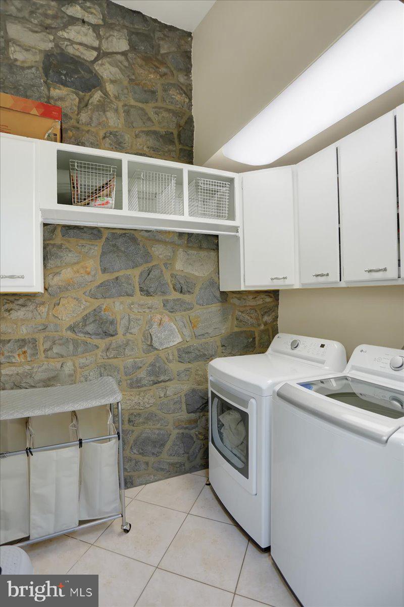 1518 Lorraine Road Reading, PA 19604 - Photo 47 of 76