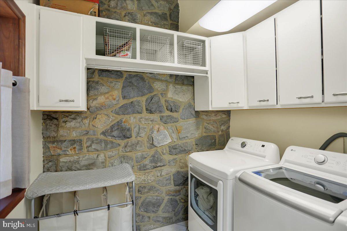 1518 Lorraine Road Reading, PA 19604 - Photo 48 of 76