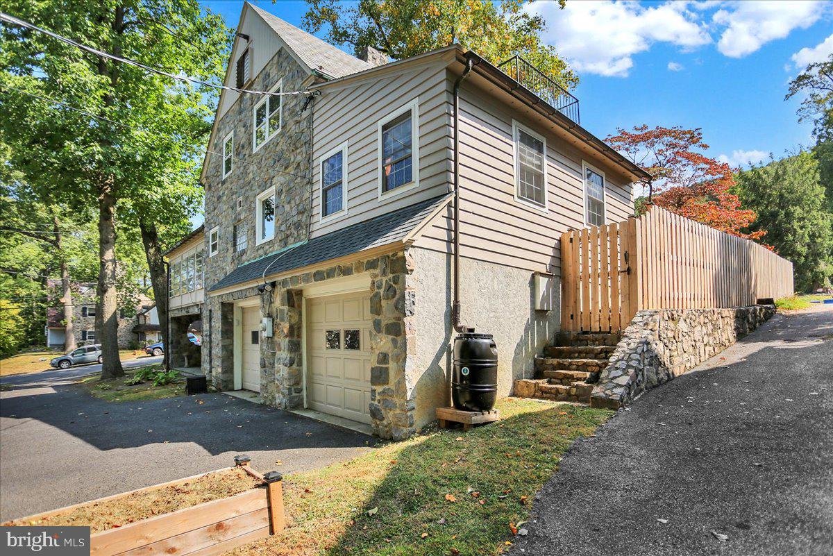 1518 Lorraine Road Reading, PA 19604 - Photo 10 of 76