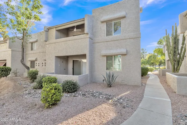 $1,195 | 4444 East Paradise Village Parkway North, Unit 230, Phoenix, AZ 85032