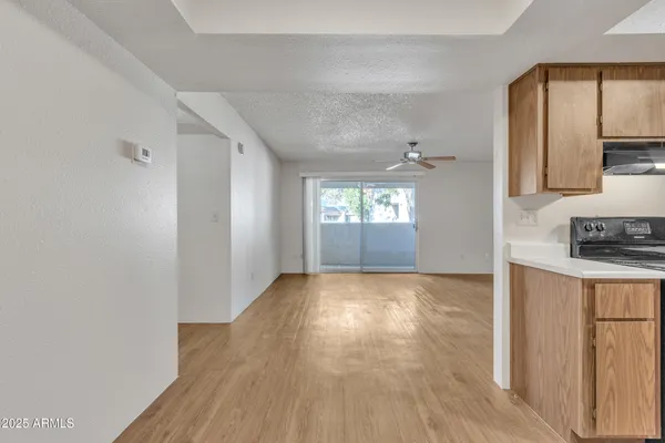 $1,195 | 4444 East Paradise Village Parkway North, Unit 230, Phoenix, AZ 85032