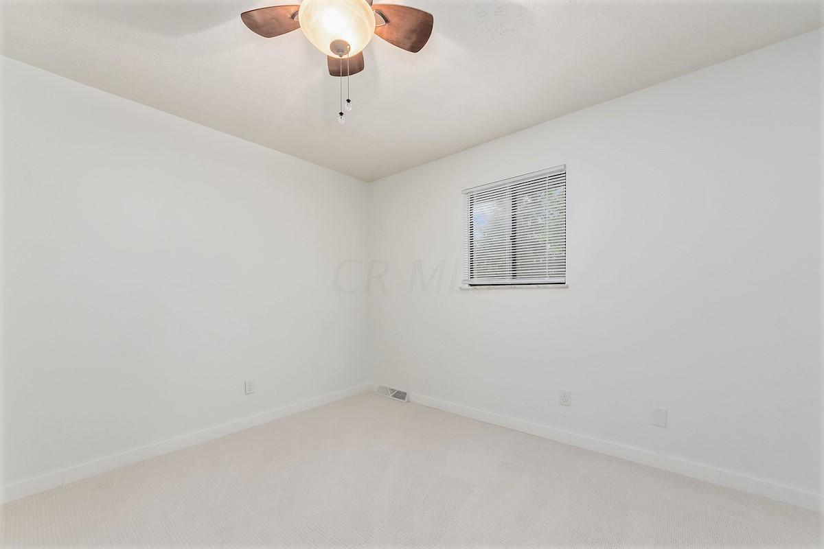 649 Link Road Columbus, OH 43213 - Photo 19 of 30