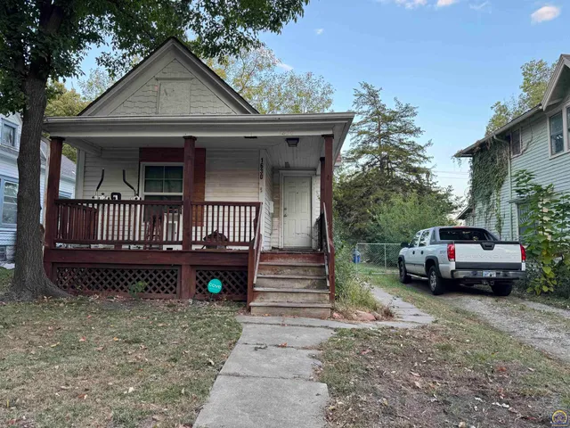 $45,000 | 1630 Southwest Buchanan Street, Topeka, KS 66604