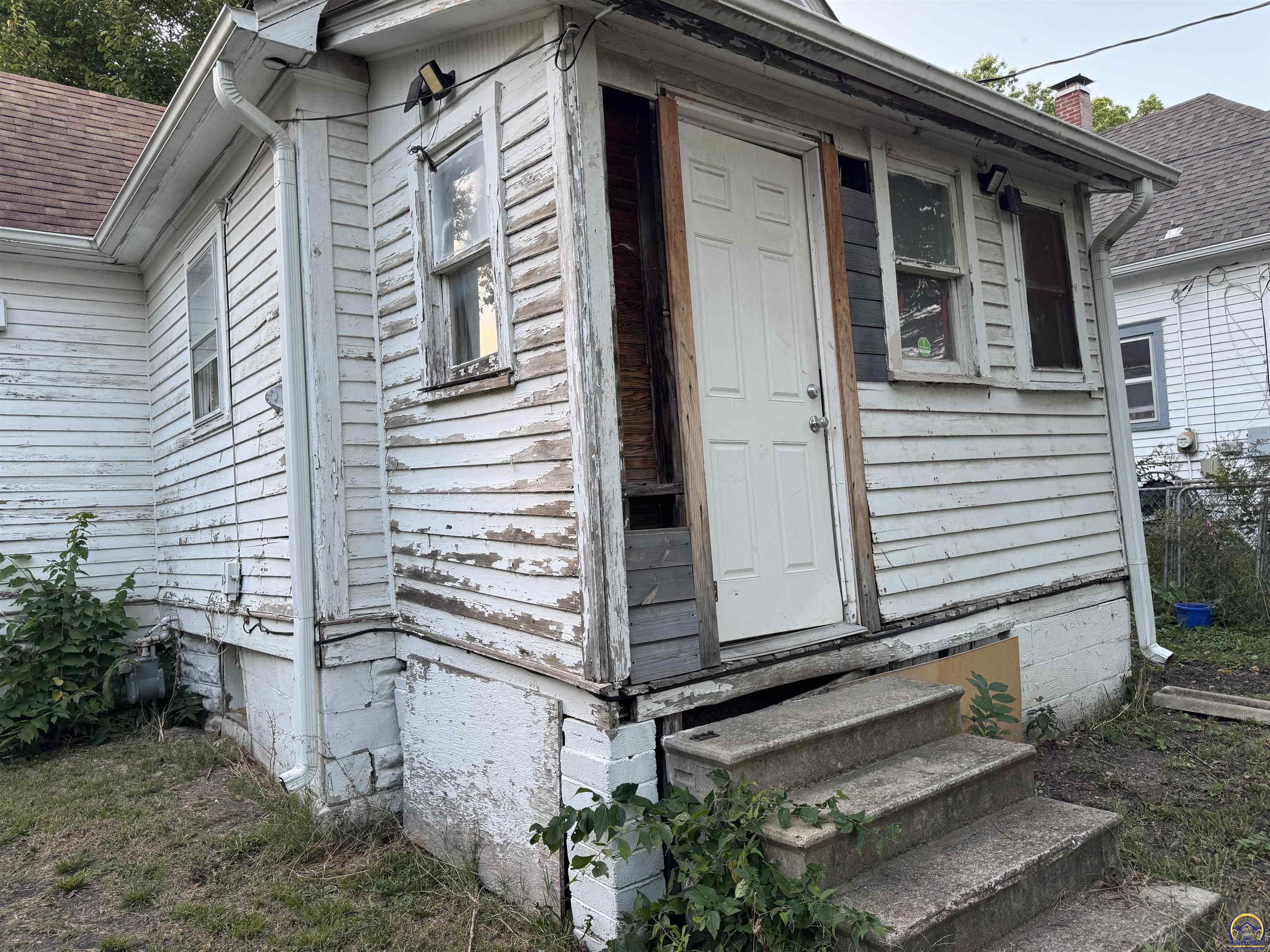 1630 Southwest Buchanan Street Topeka, KS 66604 - Photo 15 of 23