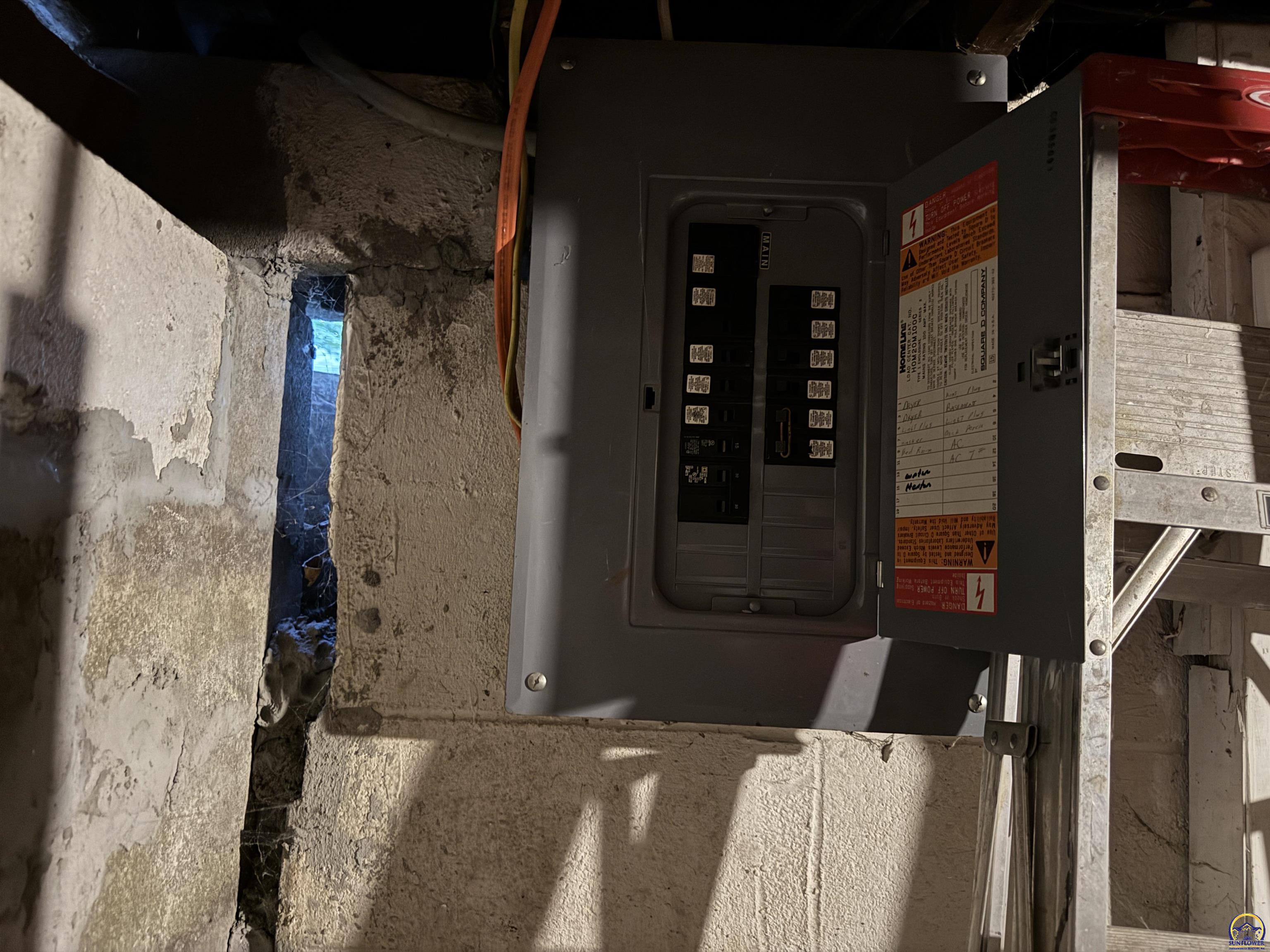 1630 Southwest Buchanan Street Topeka, KS 66604 - Photo 5 of 23