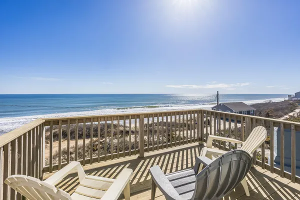 $1,100,000 | 175 Cliff Road, Wellfleet, MA 02667