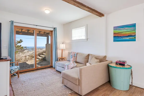 $1,100,000 | 175 Cliff Road, Wellfleet, MA 02667
