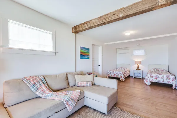 $1,100,000 | 175 Cliff Road, Wellfleet, MA 02667