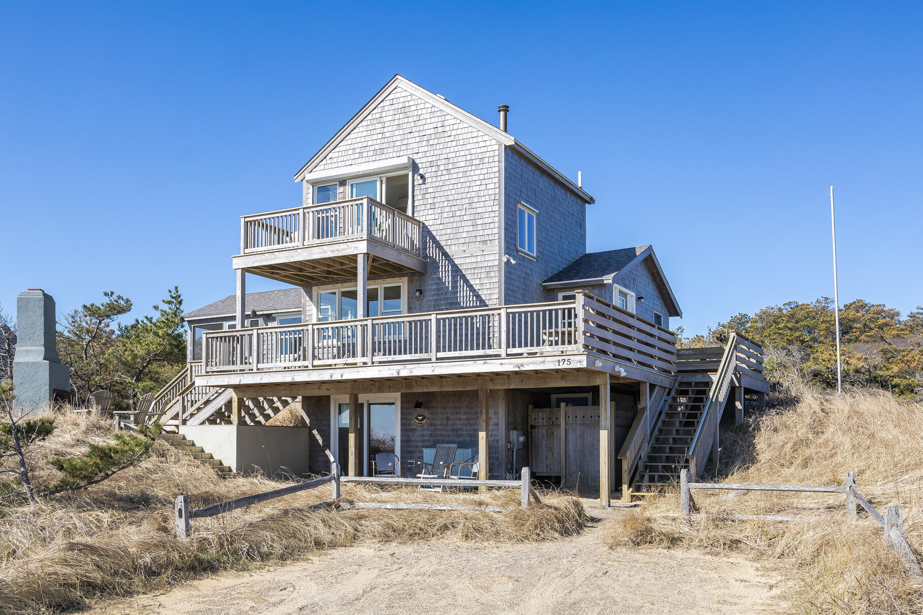 175 Cliff Road Wellfleet, MA 02667 - Photo 41 of 47 .