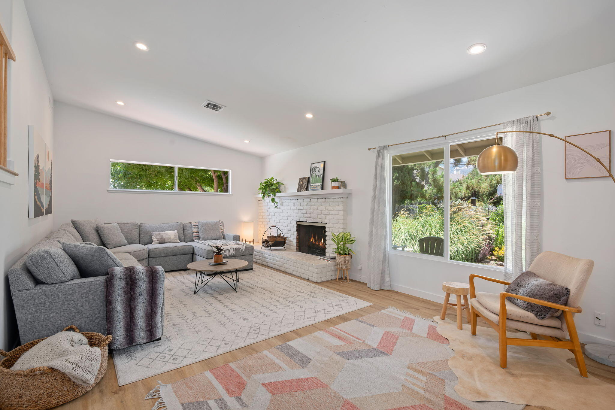 5871 Stow Canyon Road Goleta, CA 93117 - Photo 5 of 27 10 - Living Room