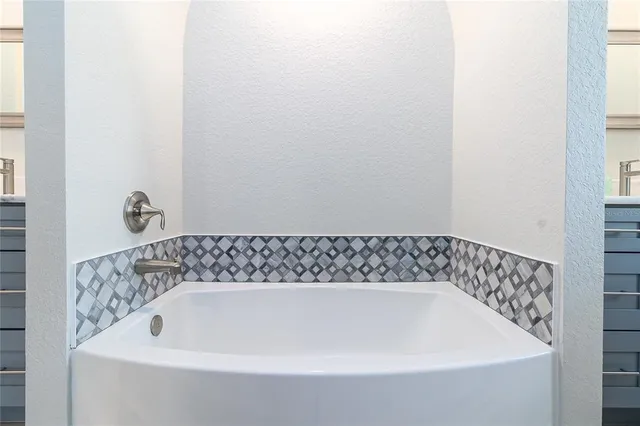 $625,000 | 238 West Pine Valley Lane, Rotonda West, FL 33947