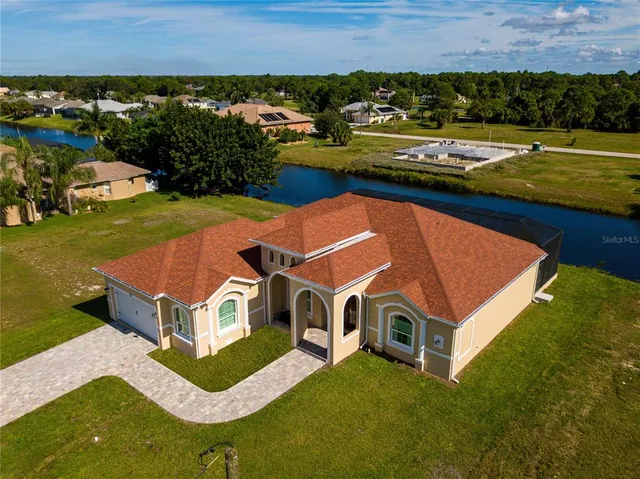 $625,000 | 238 West Pine Valley Lane, Rotonda West, FL 33947