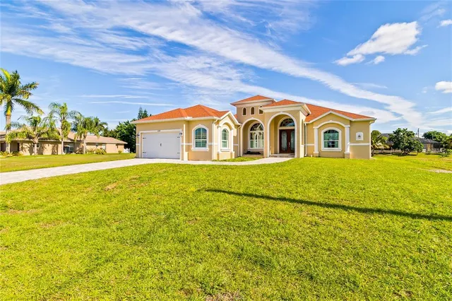 $625,000 | 238 West Pine Valley Lane, Rotonda West, FL 33947