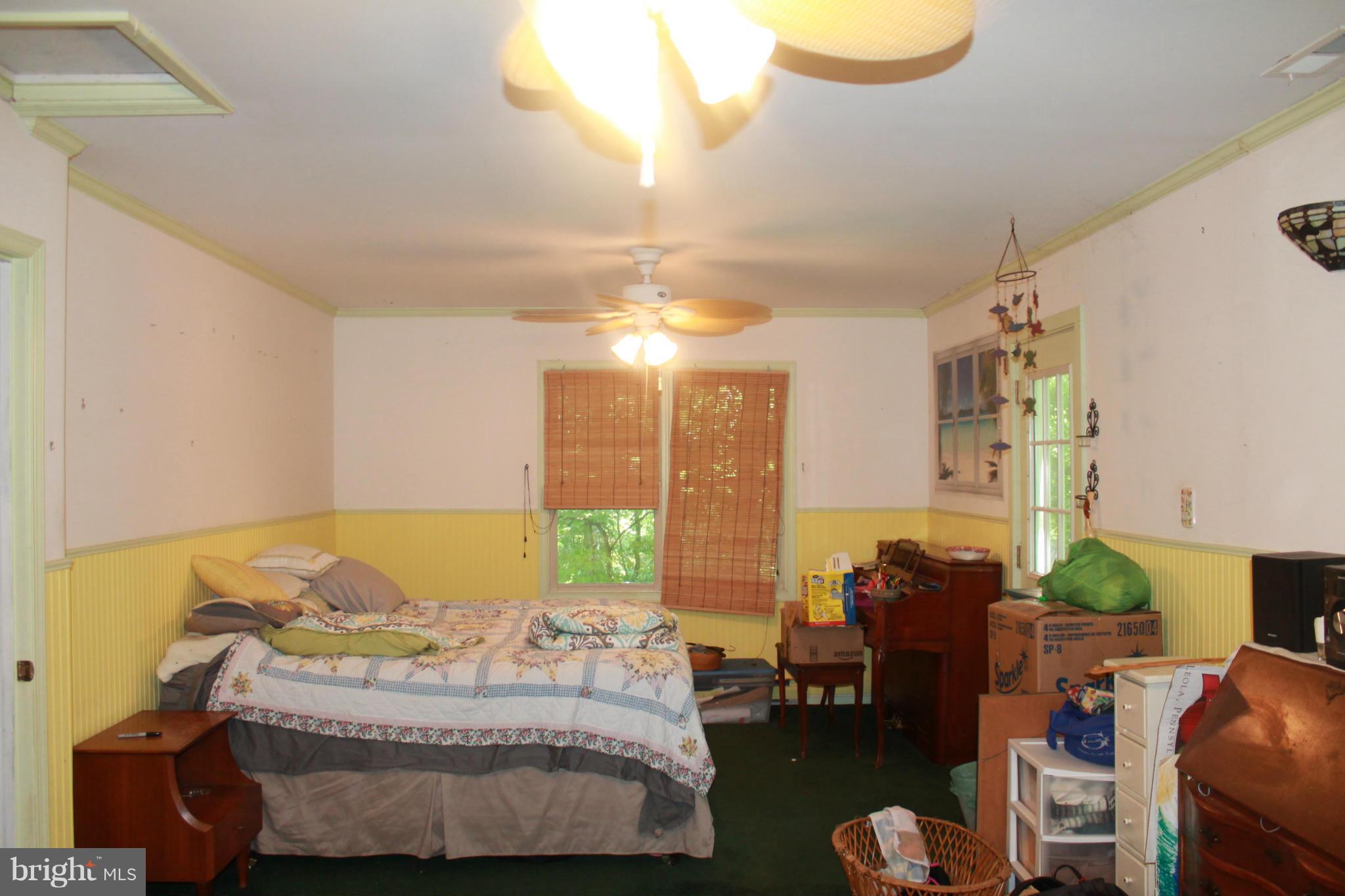 Bedroom (Master)