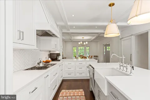 $2,100,000 | 3718 Ingomar Street Northwest, Washington, DC 20015
